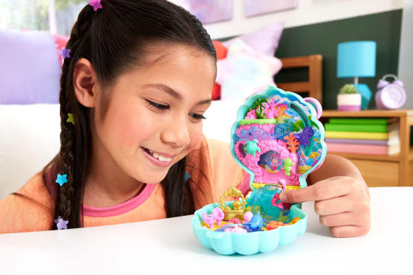 mattel Polly Pocket Glitter Island Compact Playset With 1 Micro Mermaid Doll And Ocean Pets Travel Toy With Themed Accessories