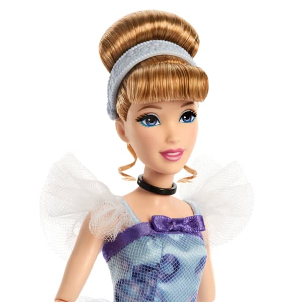 mattel Princesses Disney Poupée Cendrillon Fête D’Anniversaire