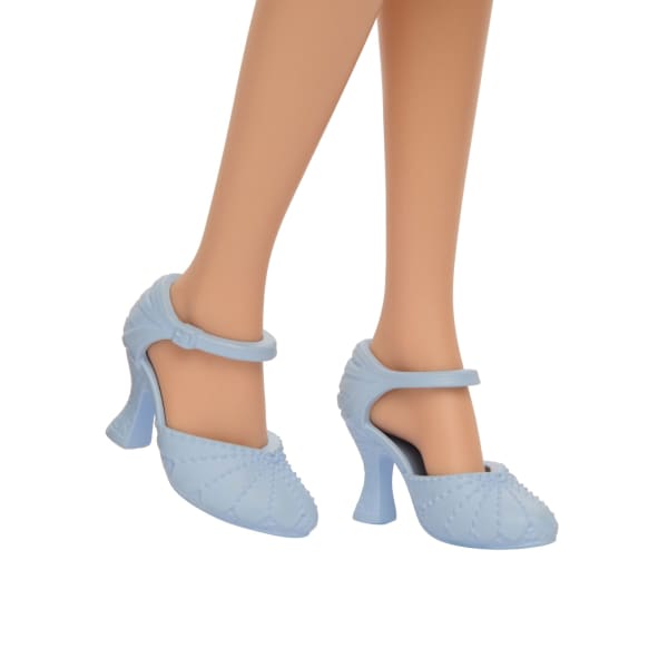 Mattel Universal Pictures’ Wicked Glinda At Shiz University Fashion Doll With Removable Fashions & Accessories