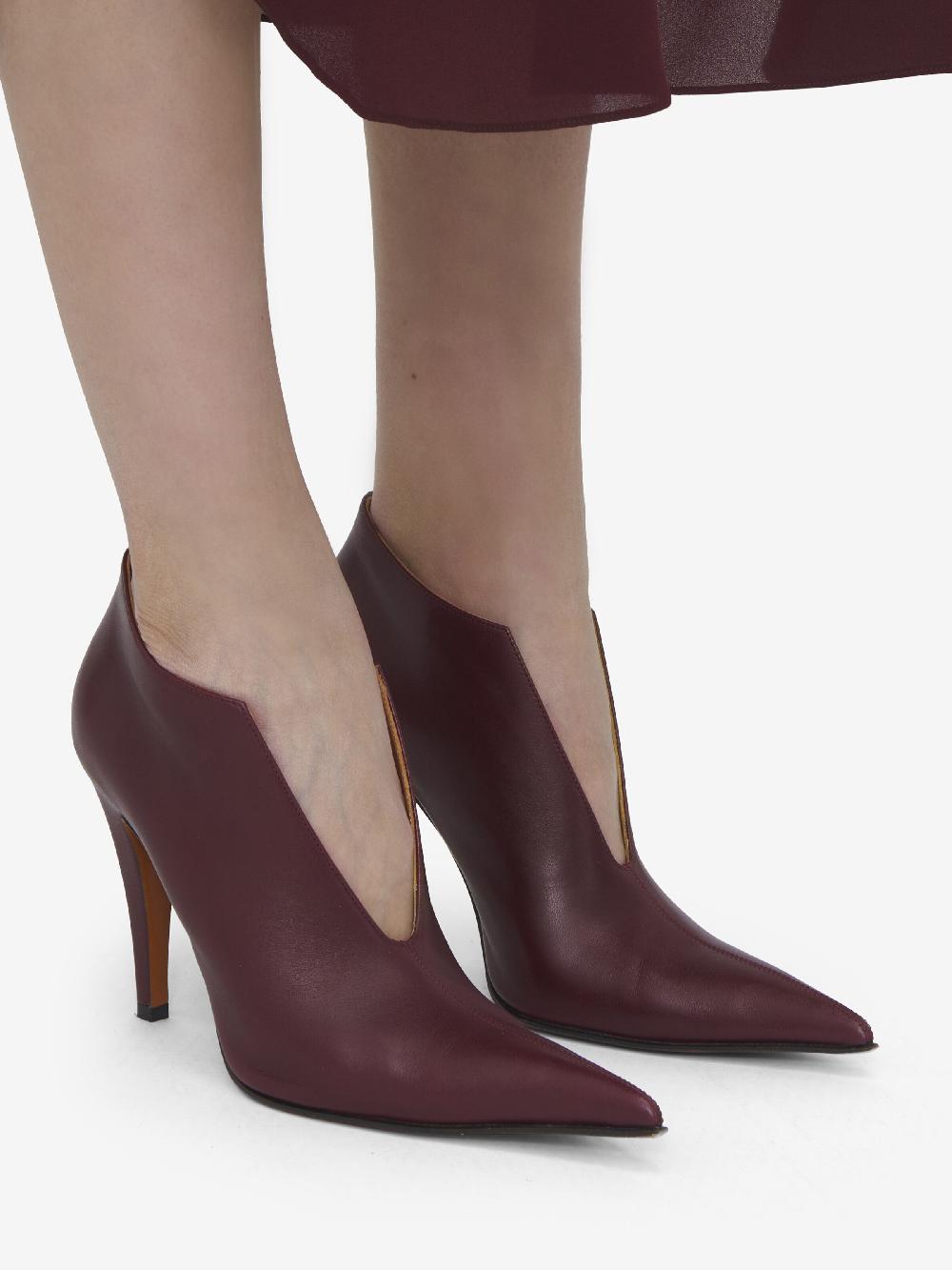 Mcq Alexander Mcqueen Women's Birdee Slashed Pump In Bordeaux