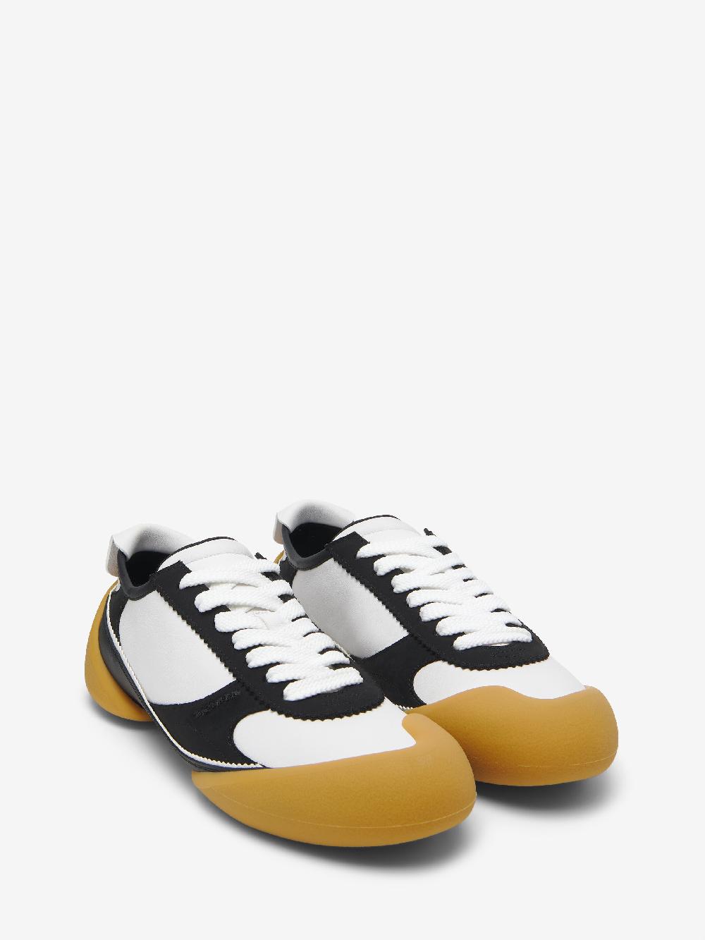 Mcq Alexander Mcqueen Women's Flexion Sneaker In Black/White