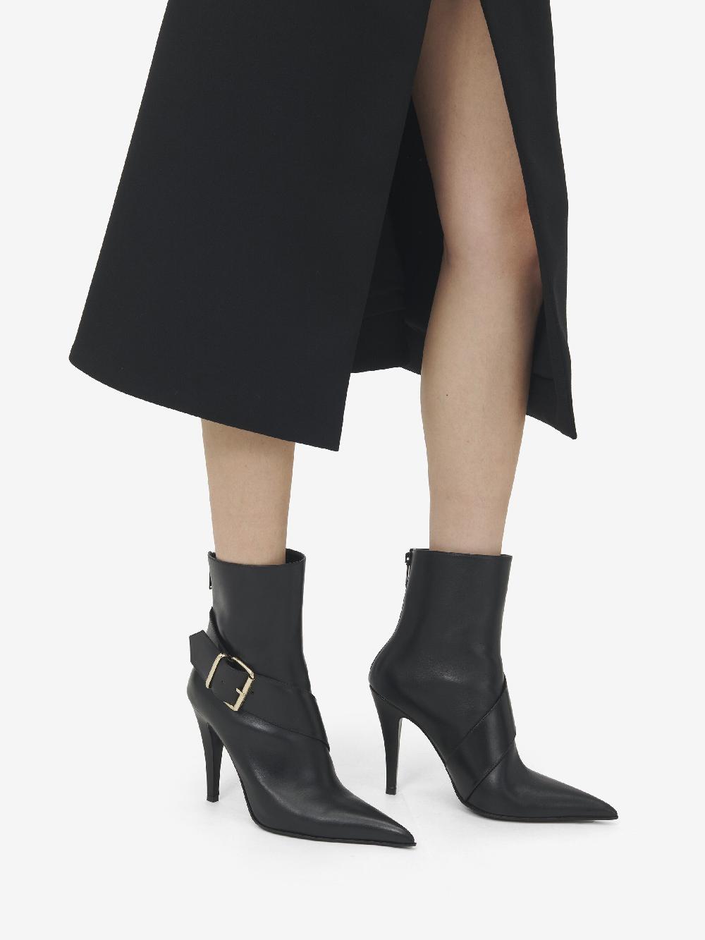 Mcq Alexander Mcqueen Women's Heron Buckle Boot In Black