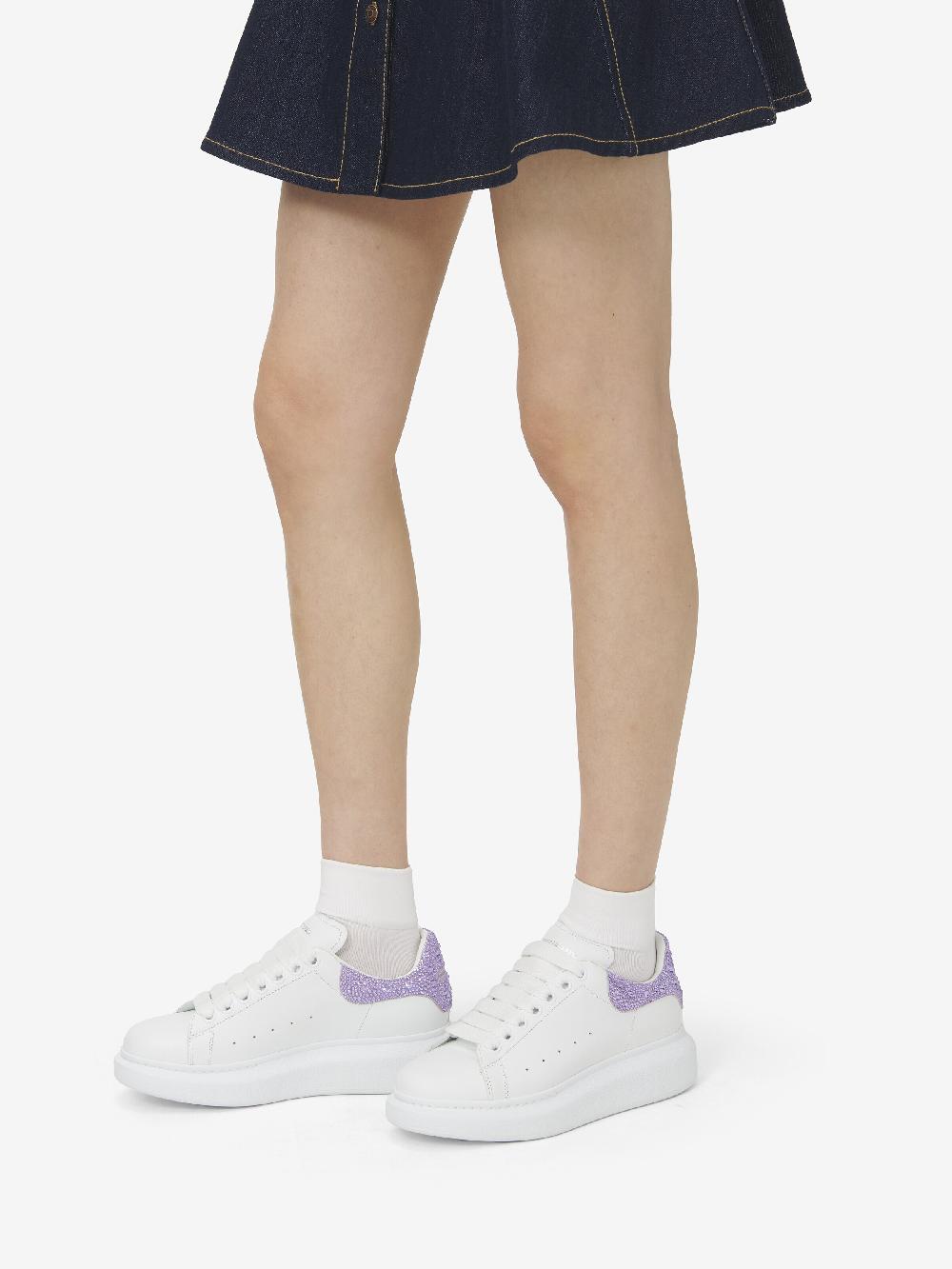 Mcq Alexander Mcqueen Women's Oversized Sneaker In White/Lilac