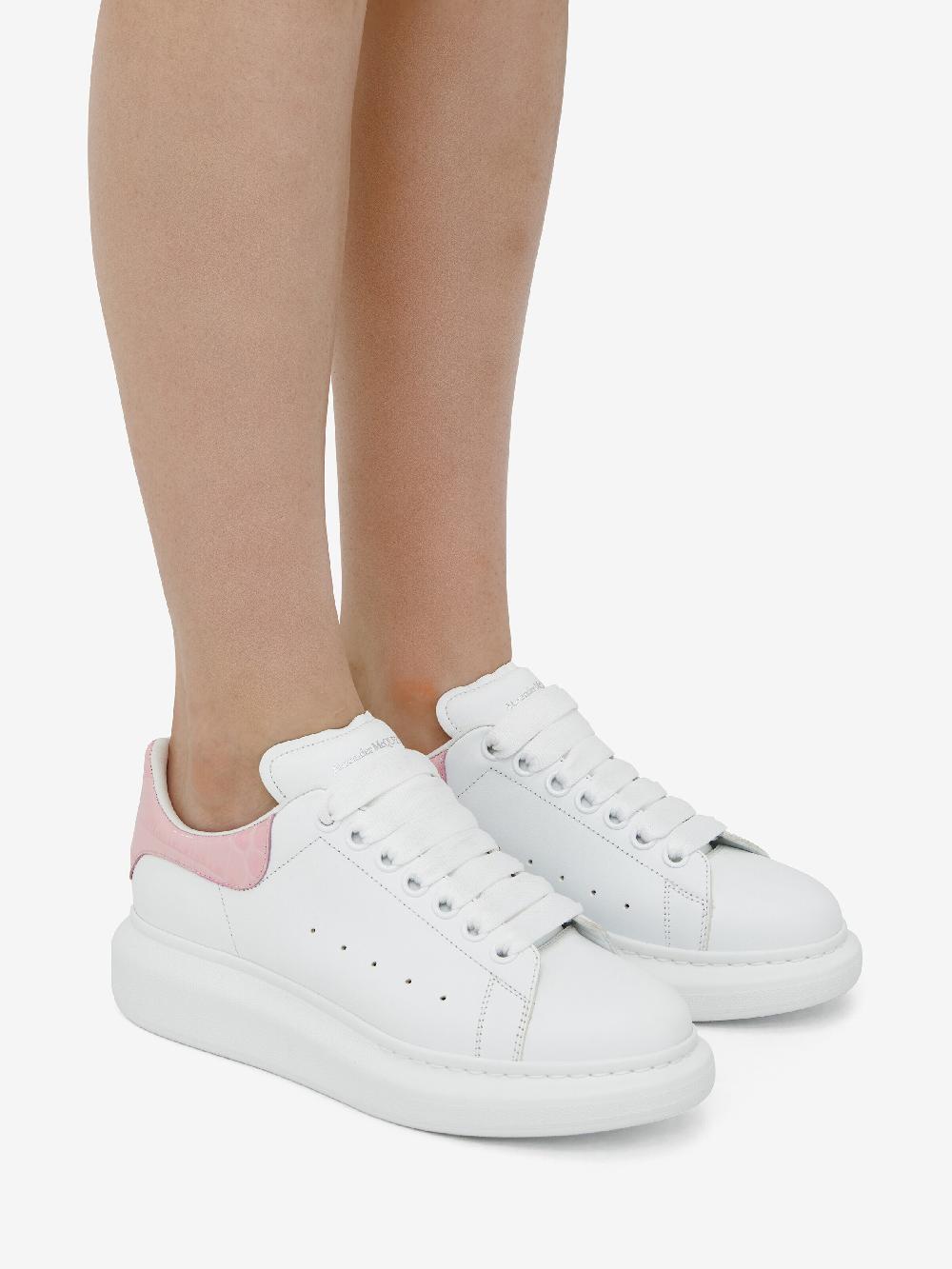 Mcq Alexander Mcqueen Women's Oversized Sneaker In White/Pink
