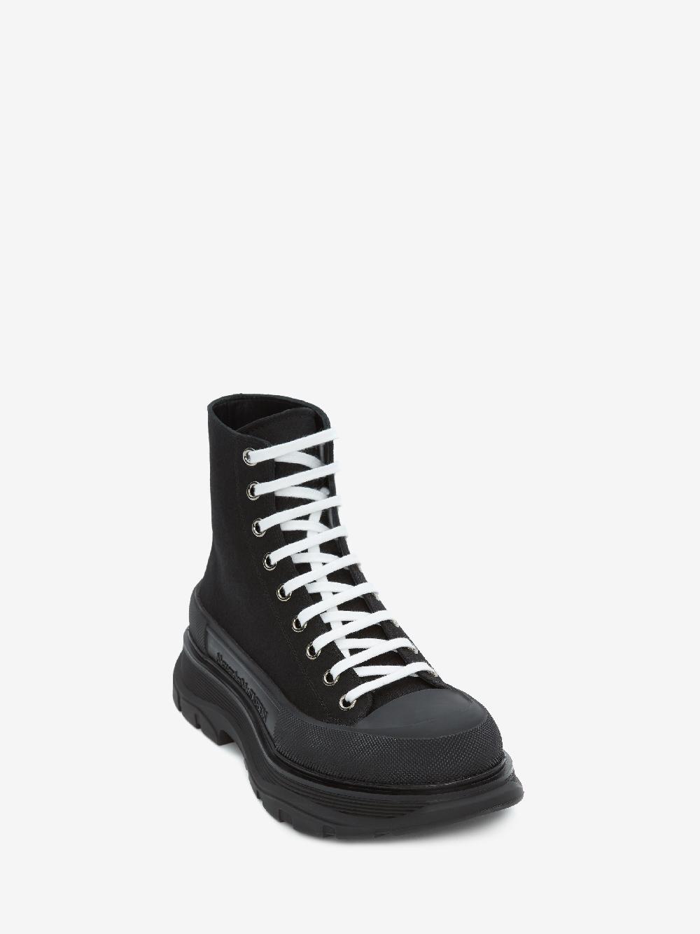 mcq alexander mcqueen Women's Tread Slick Boot in Black