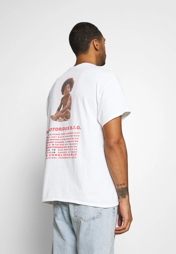 Mennace Mennace BIGGIE BACK OVERSIZED WASHED TEE – Print T-shirt – White Washed