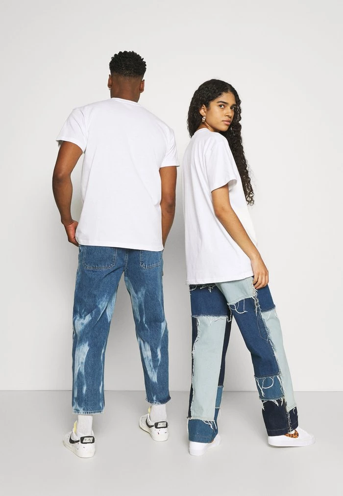 Mennace Mennace BURNING PALM TREE REGULAR UNISEX – Print T-shirt – White