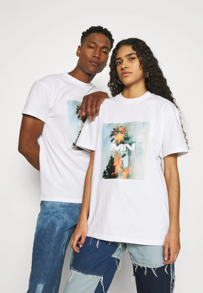 mennace Mennace BURNING PALM TREE REGULAR UNISEX – Print T-shirt – White