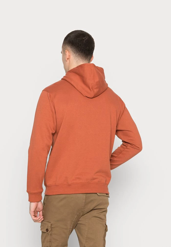 Mennace MENNACE ESSENTIAL HOODIE UNISEX – Hoodie – Burnt Orange