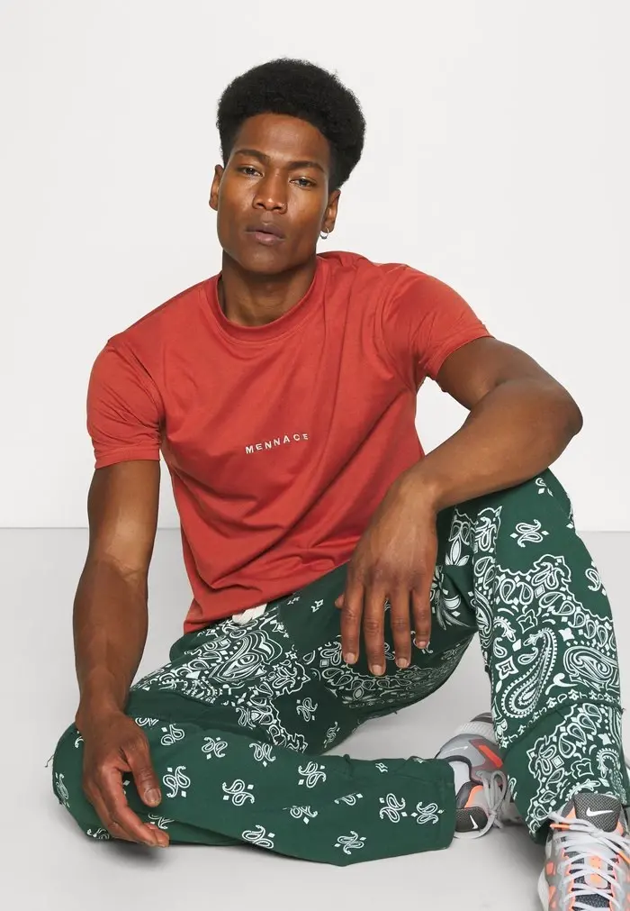 Mennace Mennace ESSENTIAL – Print T-shirt – Burnt Orange