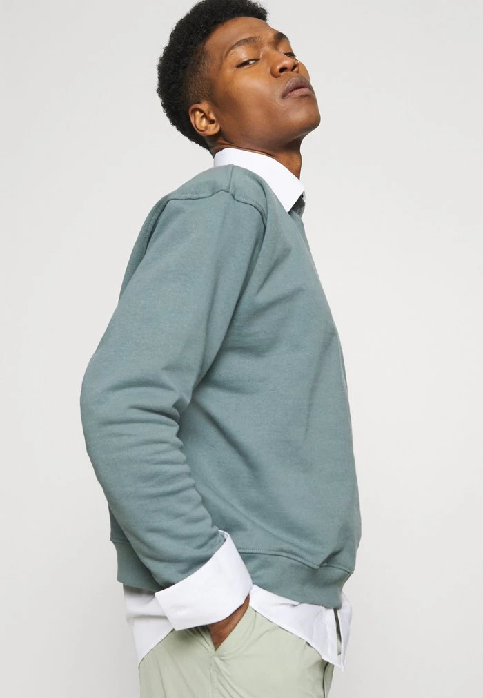 Mennace Mennace ESSENTIAL SIGNATURE HIGH NECK UNISEX – Sweatshirt – Petrol