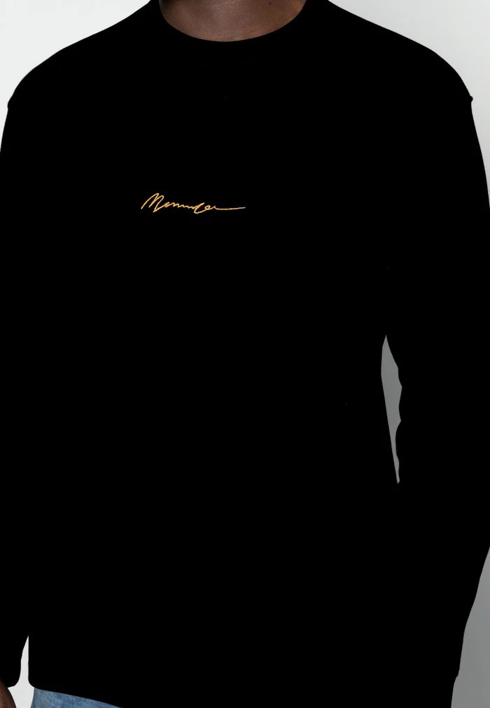 Mennace Mennace ESSENTIAL SIGNATURE TEE – Long Sleeved Top – Black