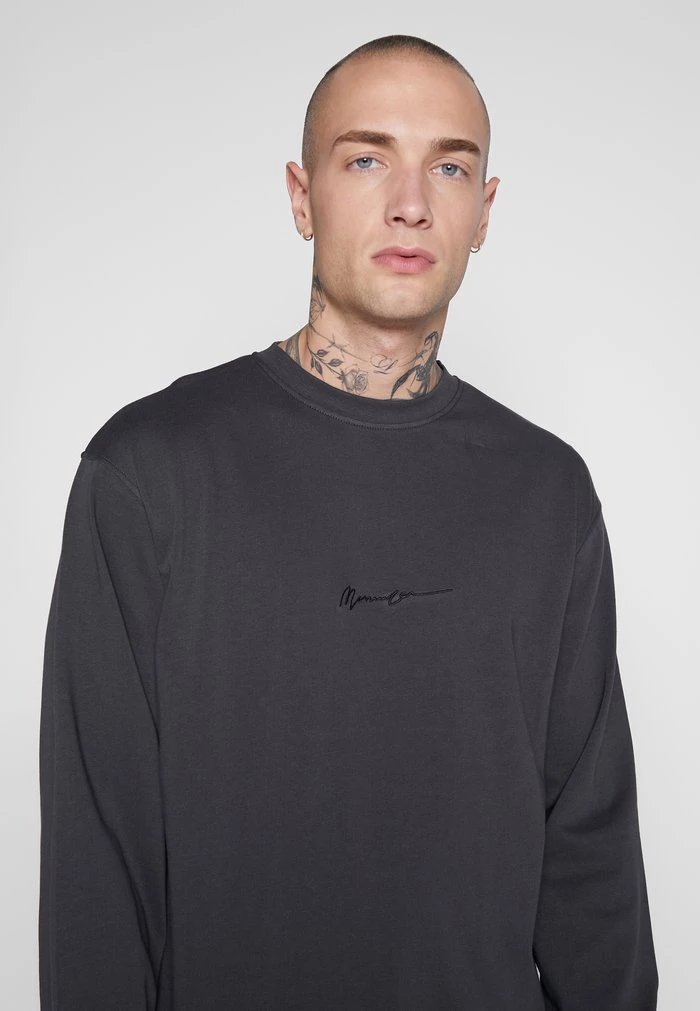 Mennace Mennace ESSENTIAL SIGNATURE TEE – Long Sleeved Top – Charcoal