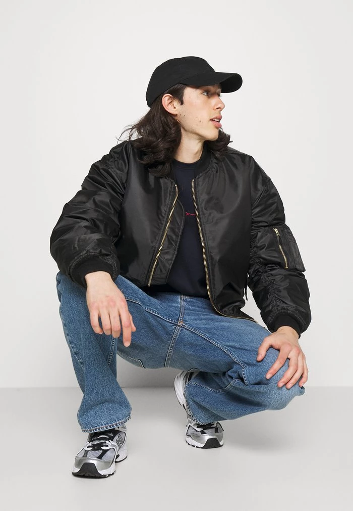 Mennace Mennace ESSENTIAL TEE UNISEX – Basic T-shirt – Navy