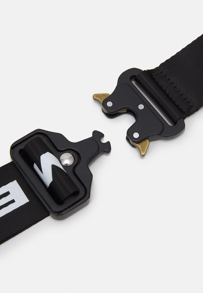 Mennace Mennace HEAVY CLIP BODY POUCH BAG UNISEX – Bum Bag – Black