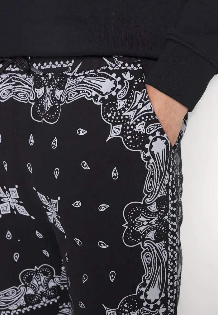 Mennace Mennace JOGGERS PAISLEY – Tracksuit Bottoms – Black