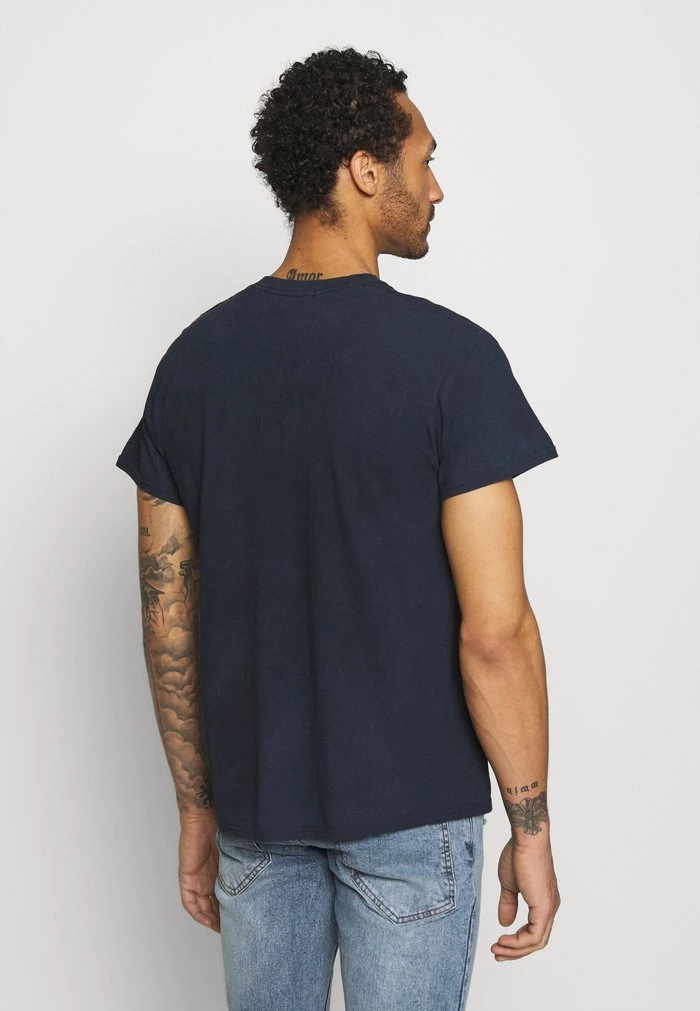 Mennace MENNACE MAD CITY – Print T-shirt – Washed Black