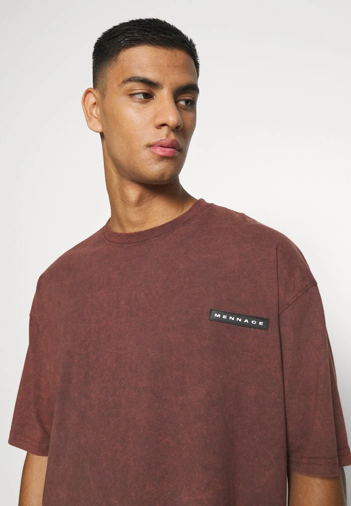 Mennace Mennace Basic T-shirt – Brown
