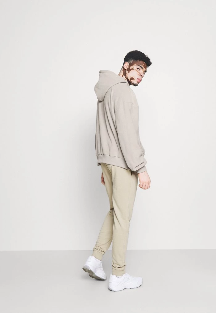 Mennace Mennace HOODIE – Hoodie – Off White