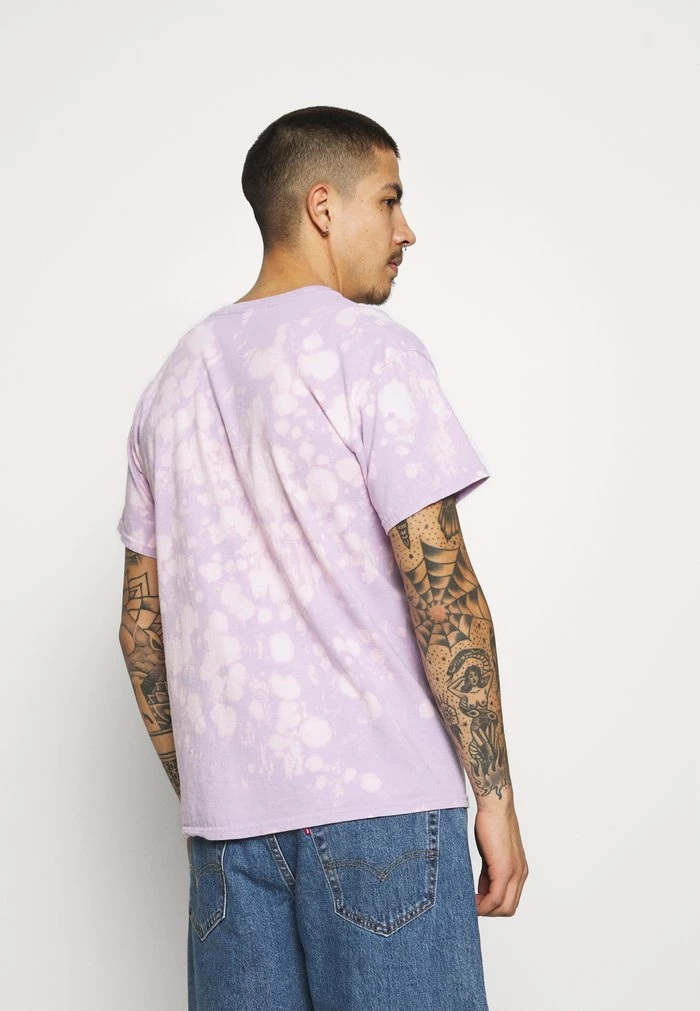 Mennace MENNACE MAD CITY – Print T-shirt – Lilac