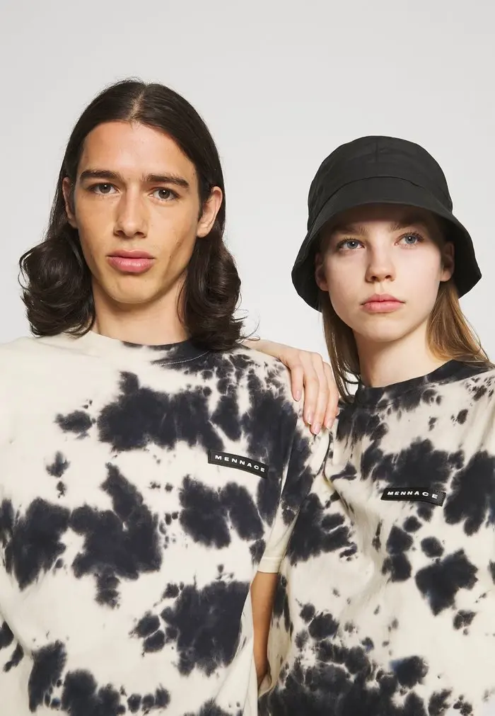 Mennace Mennace Print T-shirt – White