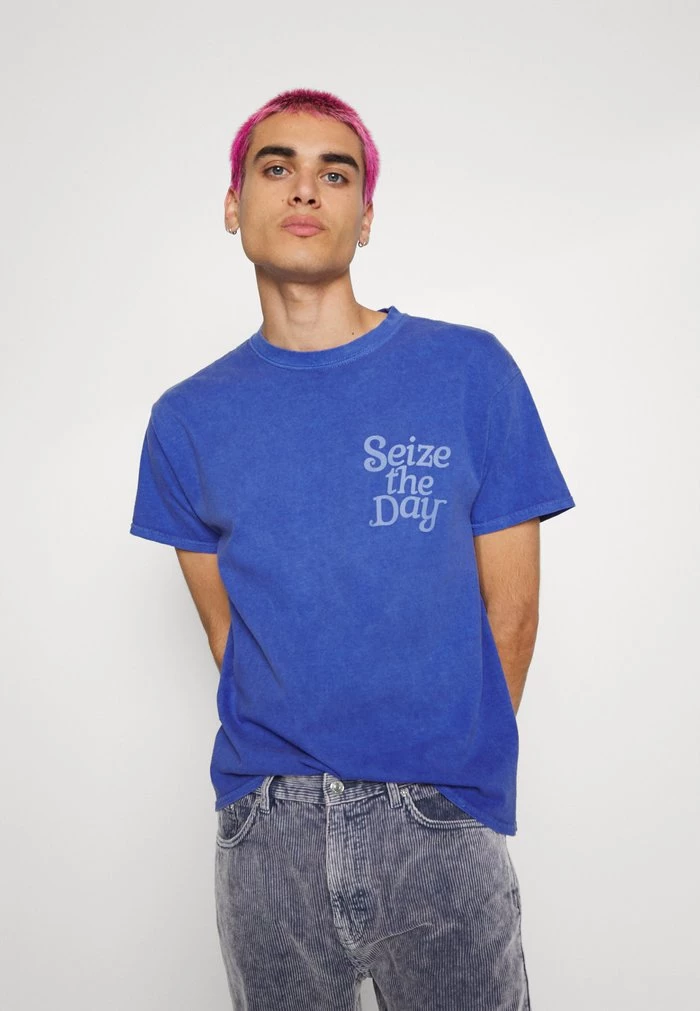 Mennace Mennace SEIZE THE DAY – Print T-shirt – Blue