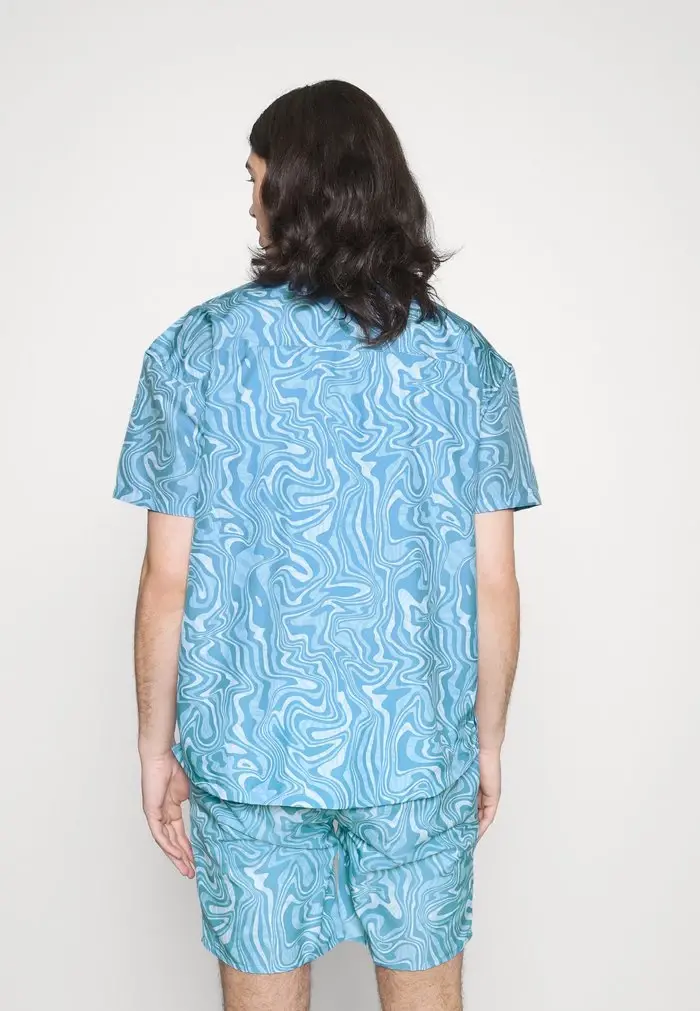 Mennace Mennace SWIRL REVERE SHIRT – Shirt – Blue