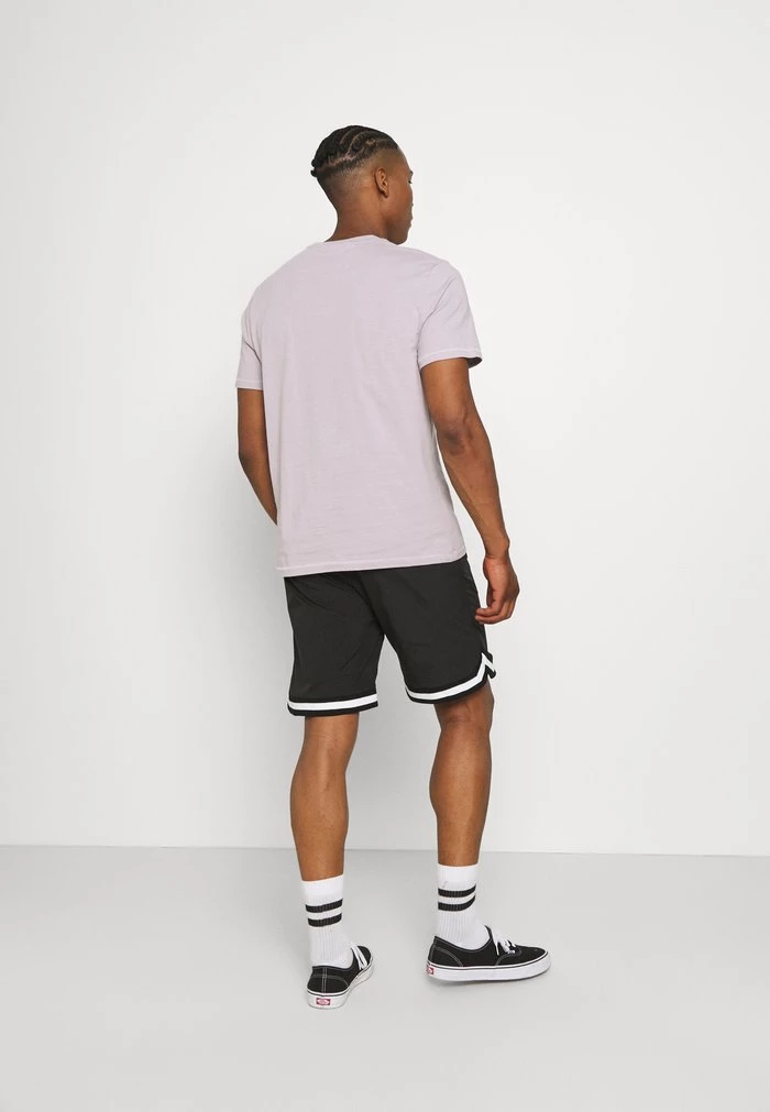 Mennace Mennace TAPED BASKETBALL – Shorts – Black
