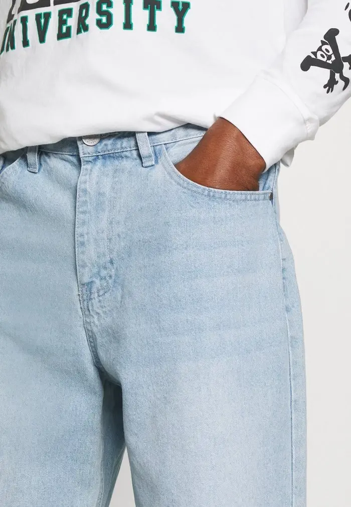 Mennace Mennace MIRROR WASHED RIPPED – Relaxed Fit Jeans – Mid Blue Wash