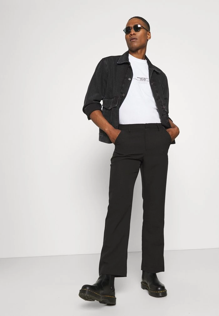 Mennace Mennace ON THE RUN STRAIGHT LEG TAILORED TROUSER – Trousers – Black