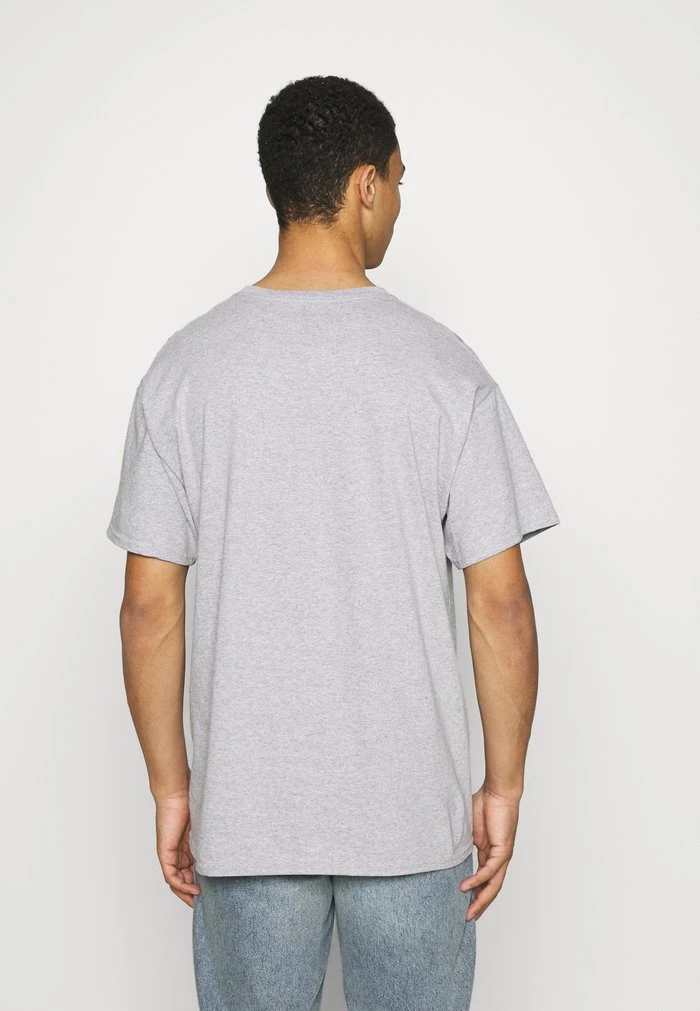 Mennace Mennace ROSEBOWL RODEO REGULAR – Print T-shirt – Grey