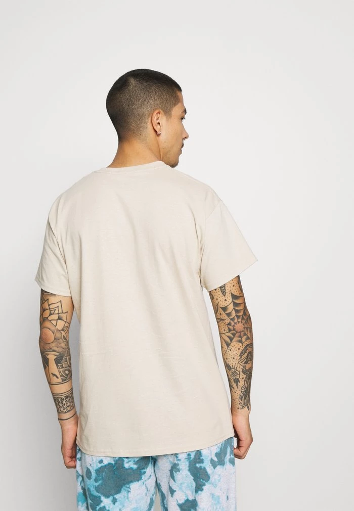 Mennace Mennace ROSEBOWL VAN GOGH – Print T-shirt – Off White