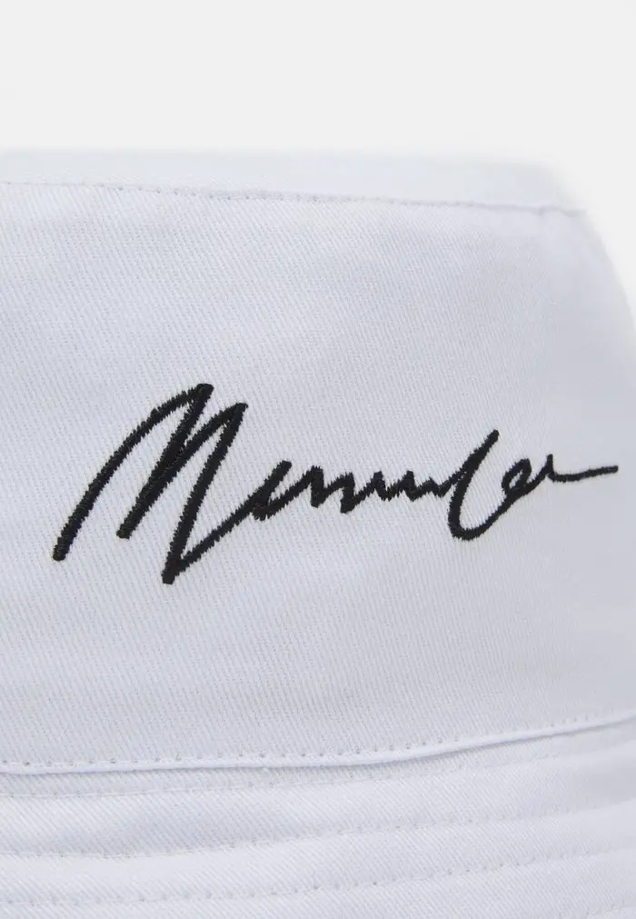 Mennace Mennace SIGNATURE BUCKET HAT SIGNATURE UNISEX – Hat – White