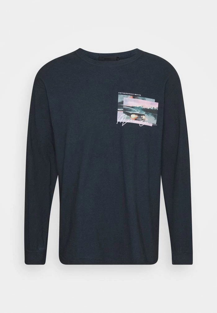 Mennace Mennace TAIL LIGHT – Long Sleeved Top – Washed Black