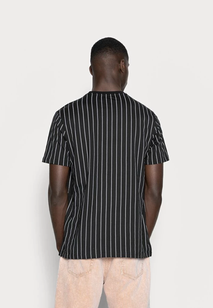 Mennace Mennace TEE WITH EMBROIDERY – Print T-shirt – Black