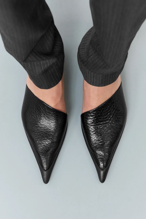 Miista Delt Courts Black Leather