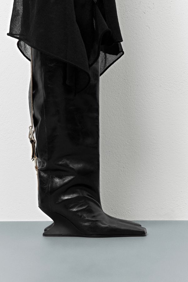 miista Mattie Boots Adjustable Black Leather Belt