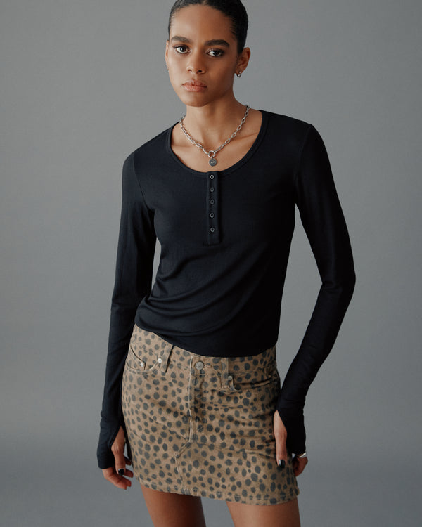 Mikuta The Black Buttoned Ribbed Longsleeve
