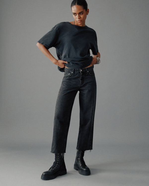 Mikuta The Black Cropped Straight Jeans