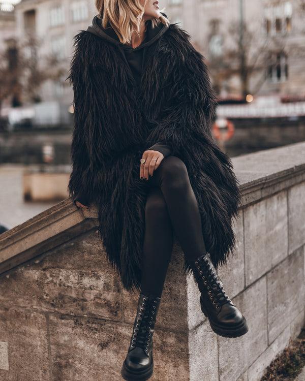 Mikuta The Black Fluffy Coat