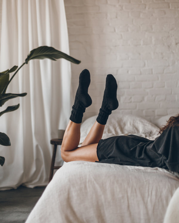 mikuta The Black Knitted Socks