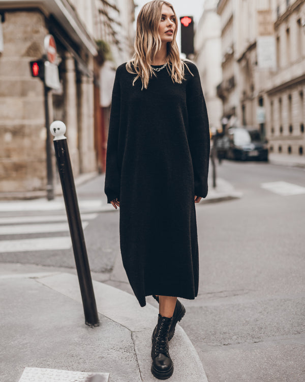Mikuta The Black Oversized Knitted Dress