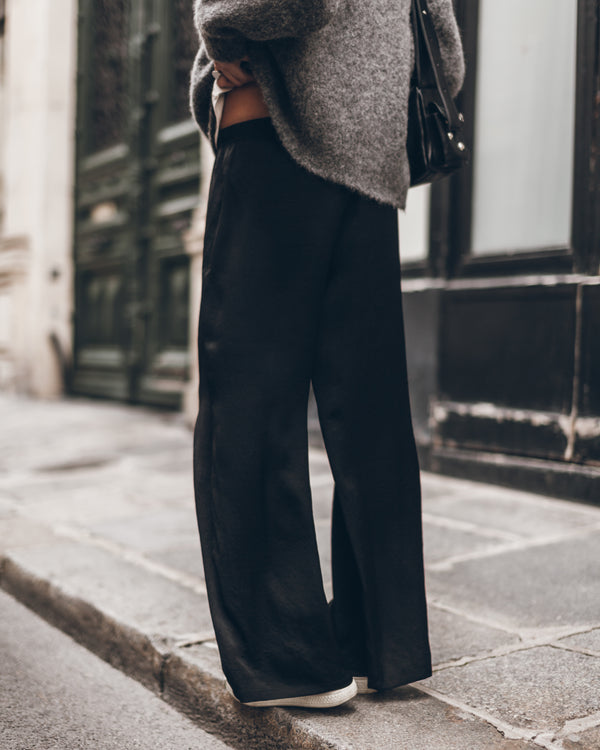 Mikuta The Black Slip Pants