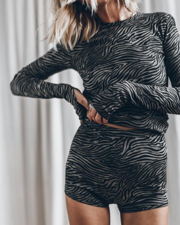 Mikuta The Dark Zebra Soft Longsleeve