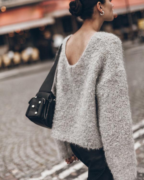mikuta The Light Sherpa Cropped Knitted Sweater