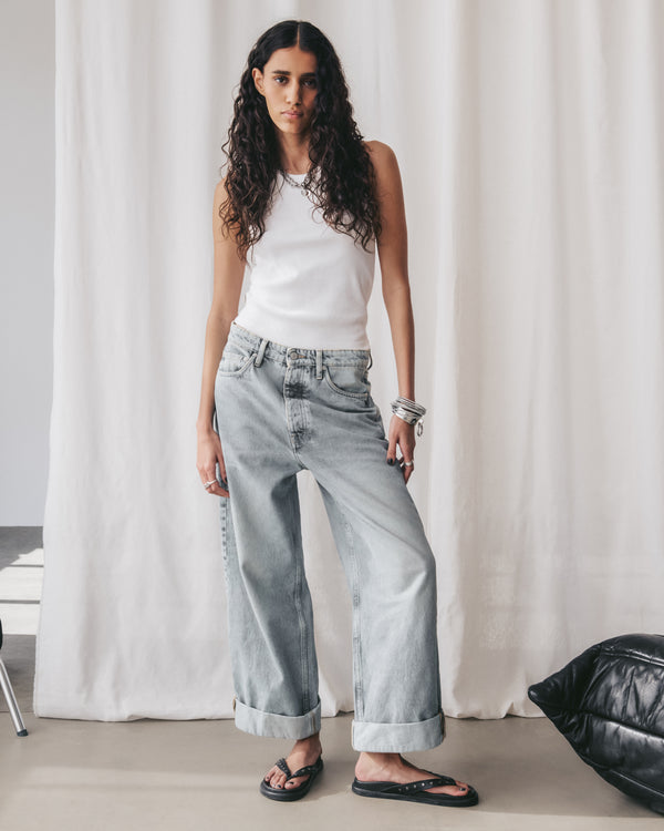 mikuta The White Standard Tank Top