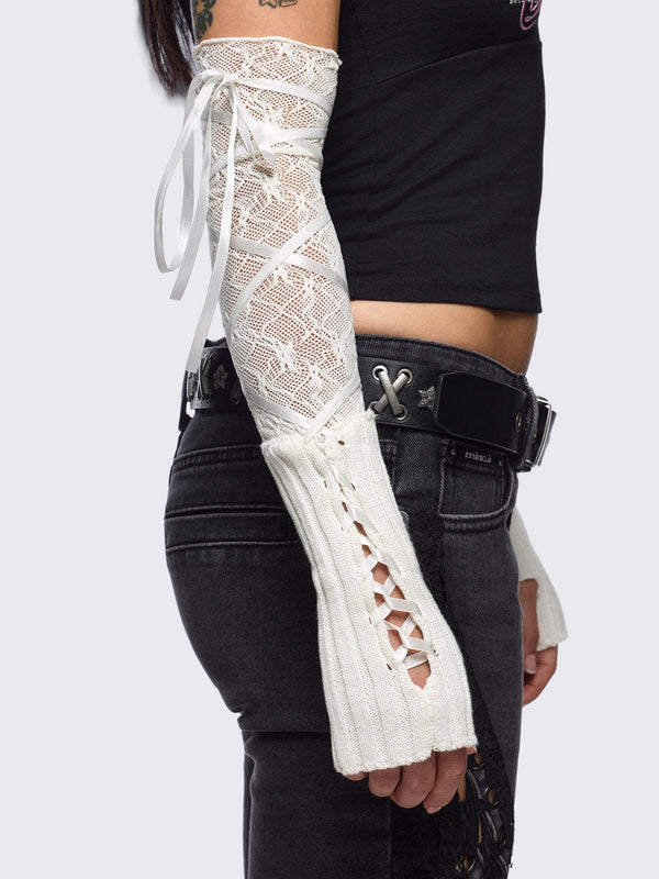 Minga London Lacette White Arm Warmers