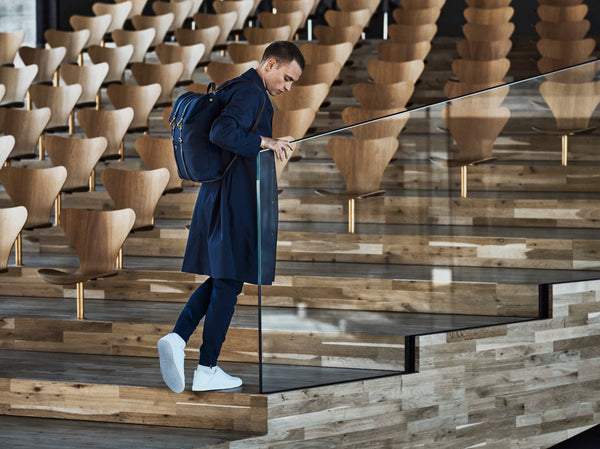 mismo M/S Backpack Navy/Dark Brown