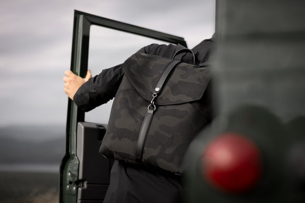 Mismo M/S Rucksack Navy/Dark Brown