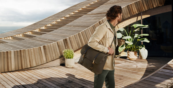 Mismo M/S Satchel Navy/Dark Brown